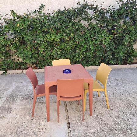 Appartement Avec Exterieur Et Parking Gratuit Perpignan Exteriör bild