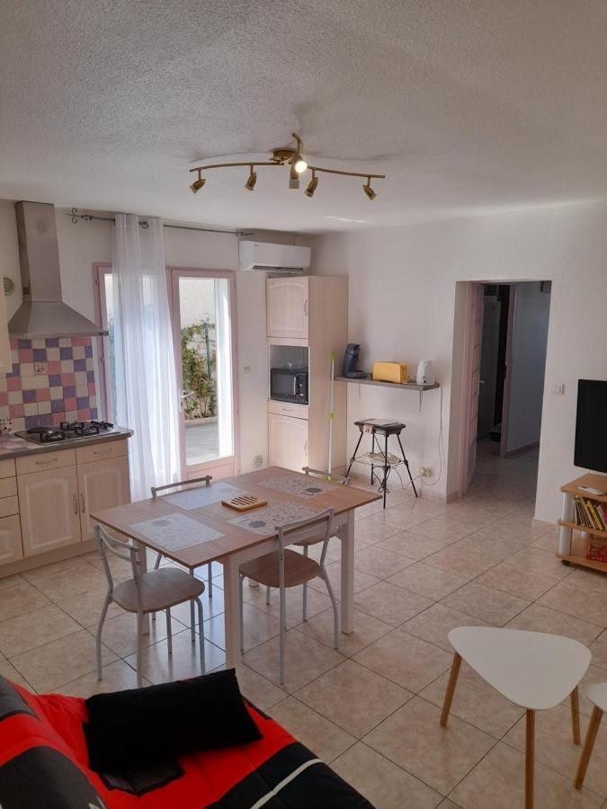 Appartement Avec Exterieur Et Parking Gratuit Perpignan Exteriör bild